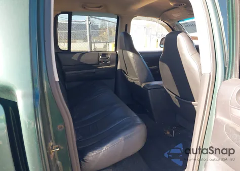 2001 Dodge Dakota Slt/Sport z USA, uszkodzony, nr VIN 1B7HL2AX61S301427